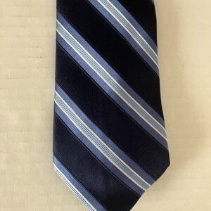 IZOD Elegant Striped Blue and Black SILK Tie